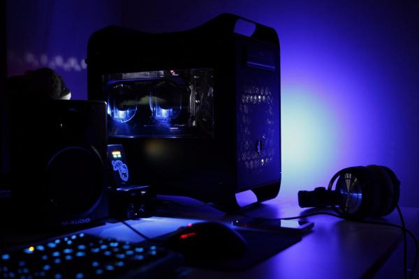 Gaming computer Gaming computer